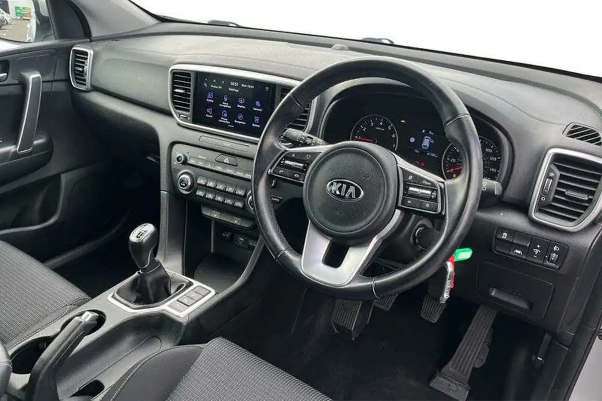 2021-kia-sportage-16-gdi-2-big-8