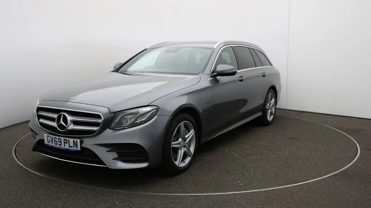 2020-mercedes-benz-e-class-20d-e300de-amg-line-premium-eq-power-estate-5d-big-29