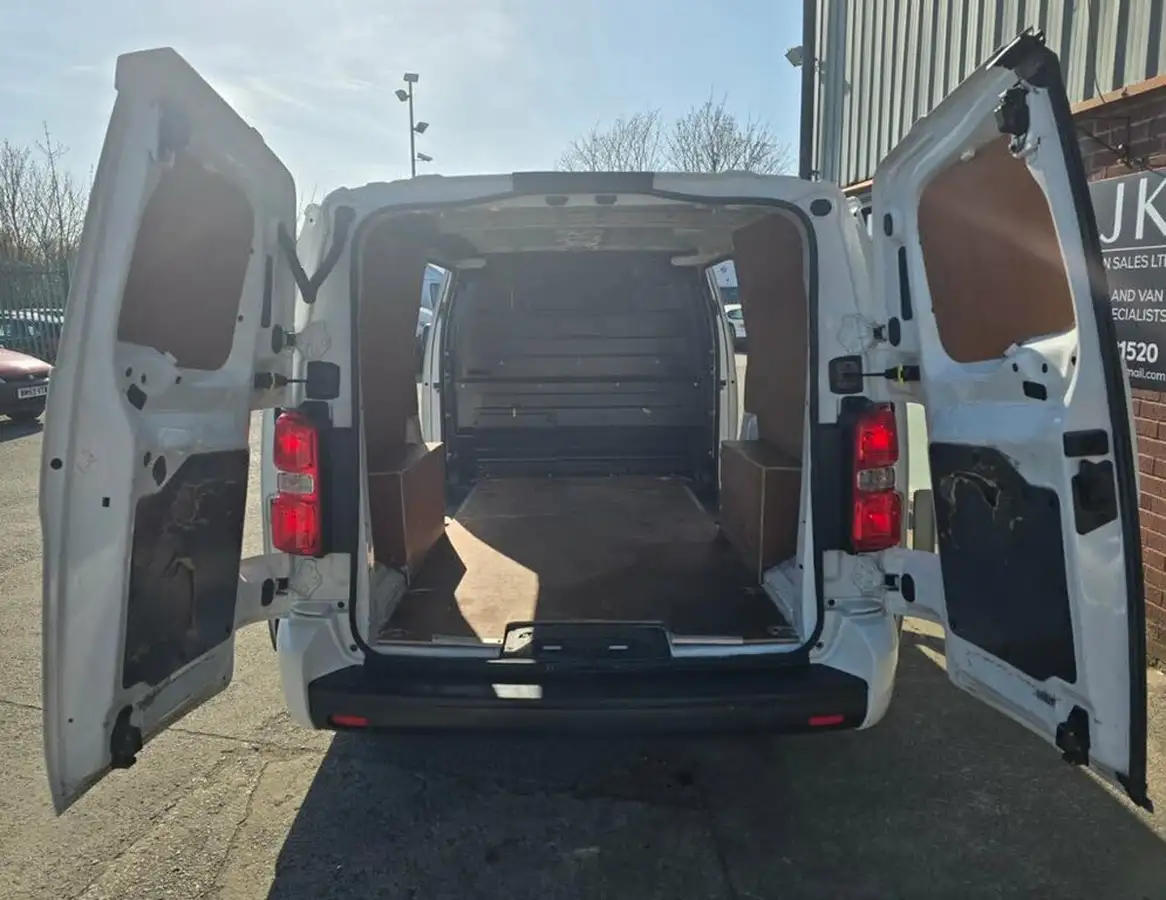 2021-vauxhall-vivaro-15td-2900-l2h1-sportive-100pseu6dt-big-1