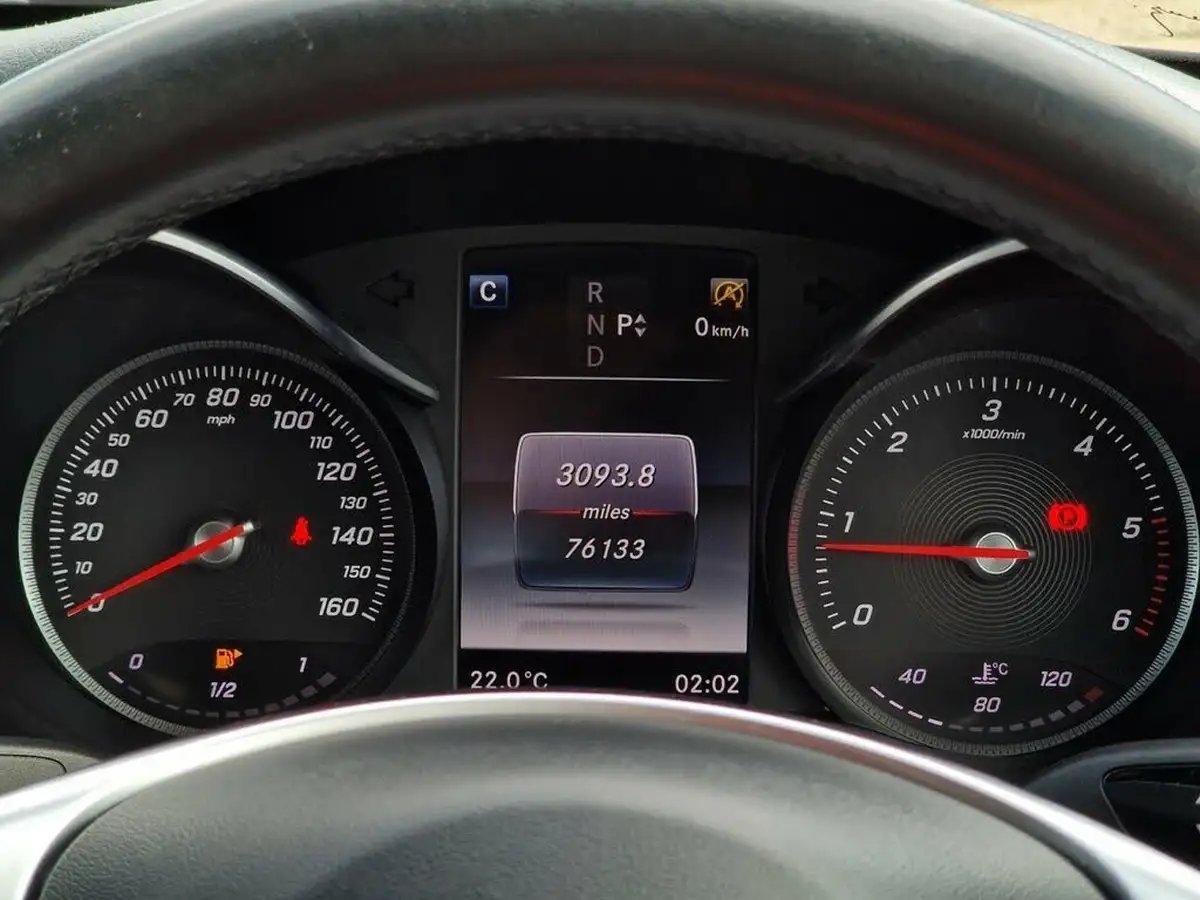 2016-mercedes-benz-c-class-21d-c250d-amg-line-204ps-premiumss-saloon-4d-auto-big-14