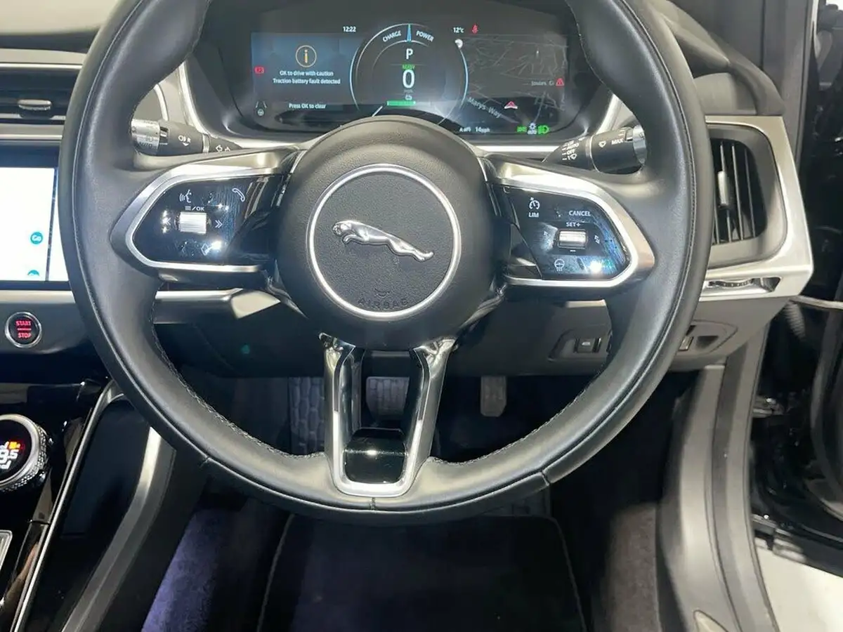 2021-jaguar-i-pace-ev400-black-big-2