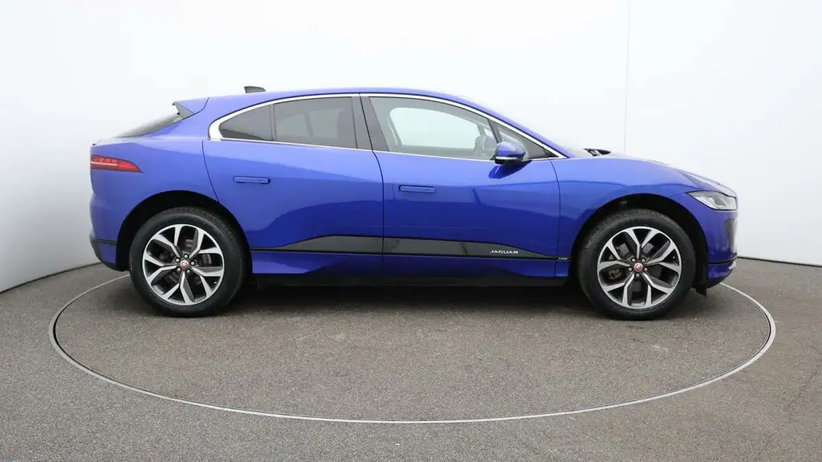 2021-jaguar-i-pace-ev400-hse-big-48