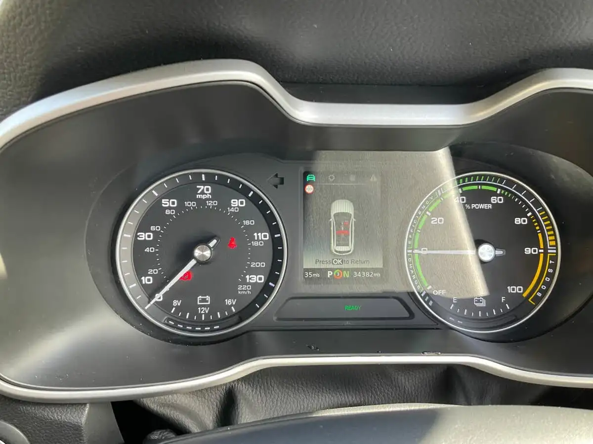2020-mg-zs-suv-e-excite-ev-big-15