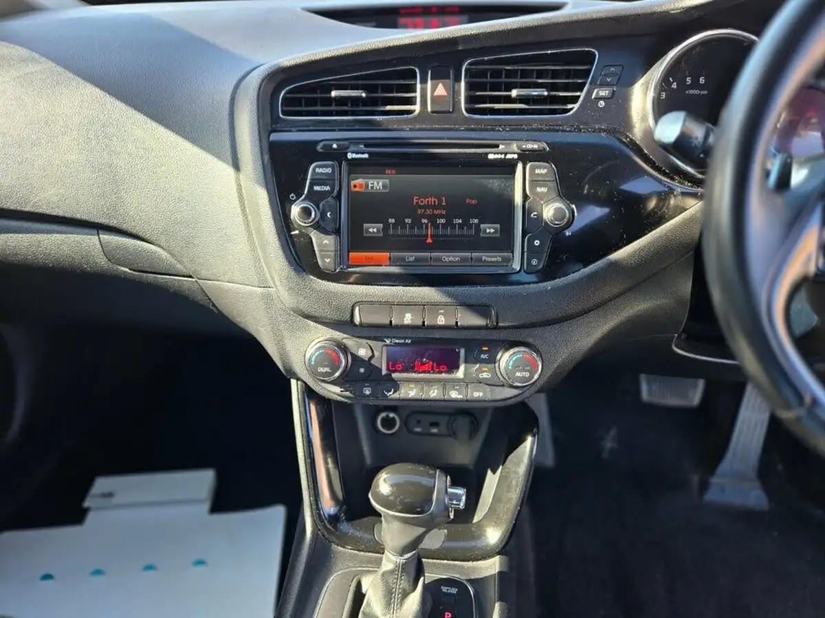 2014-kia-ceed-16crdi-3-sportswagon-auto-big-18