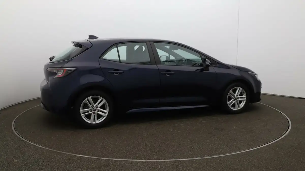 2022-toyota-corolla-18-vvt-i-icon-tech-trk-hatchback-5d-big-42
