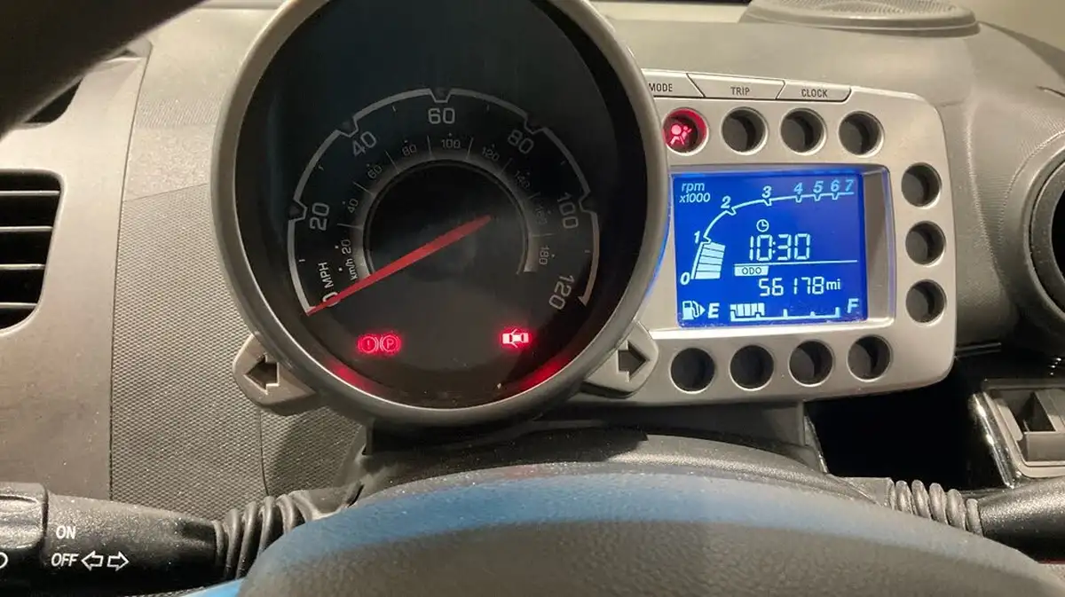 2010-chevrolet-spark-12-ls-big-9