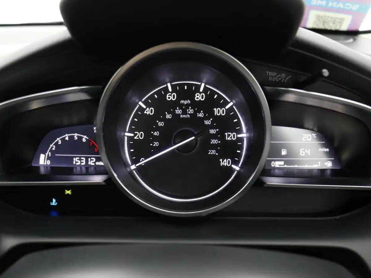2022-mazda-mazda2-15-e-skyactiv-g-sport-big-7