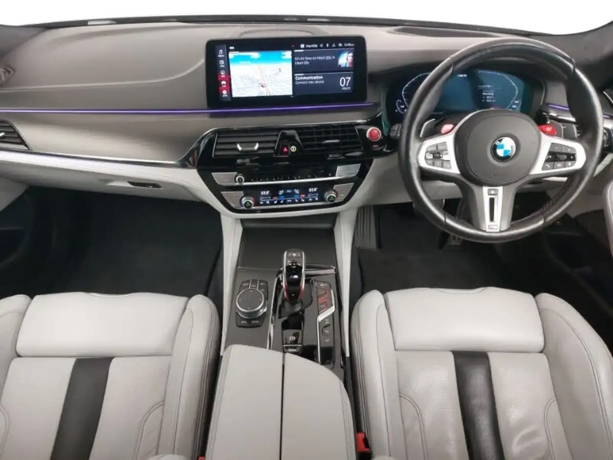 2021-bmw-5-series-44-m5-competition-big-3