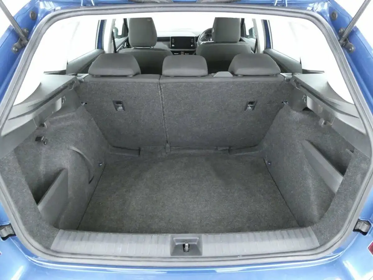2020-skoda-kamiq-15-tsi-se-dsg-big-20