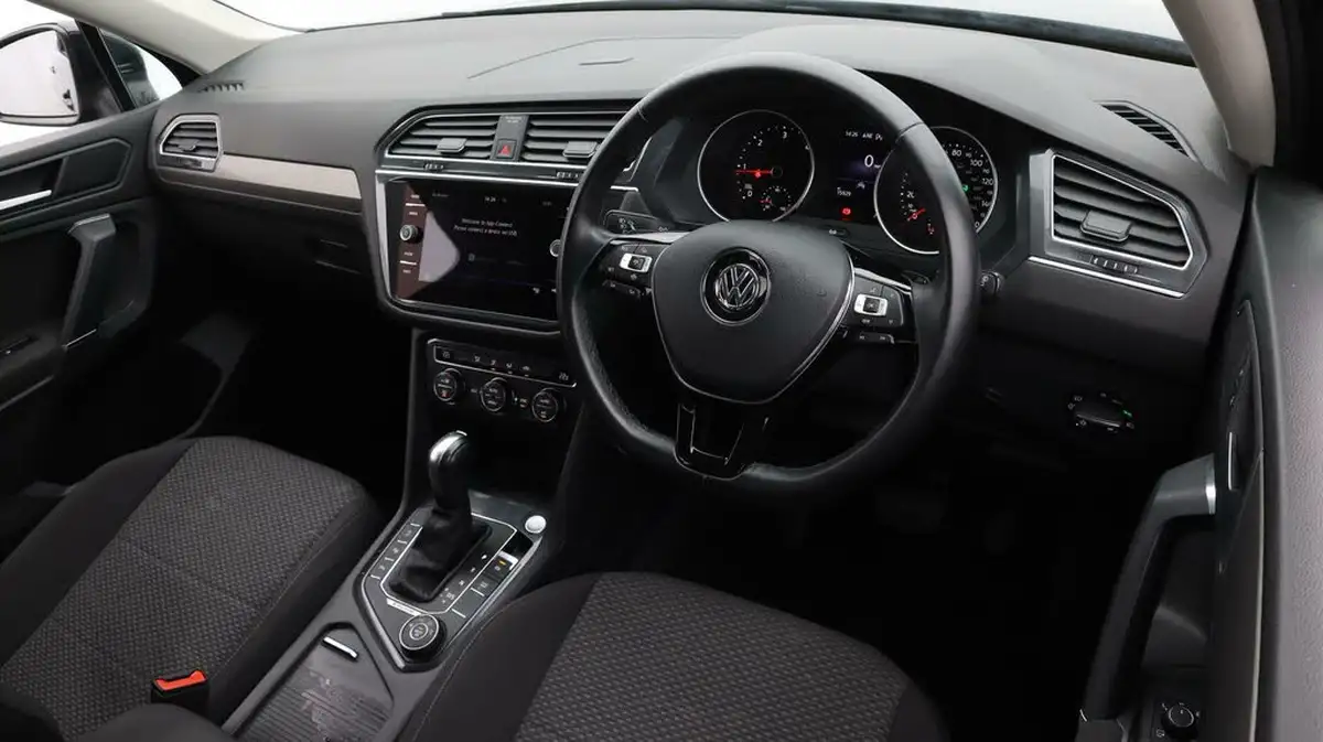 2020-volkswagen-tiguan-allspace-20tdi-match-150ps-4motion-dsg-big-9