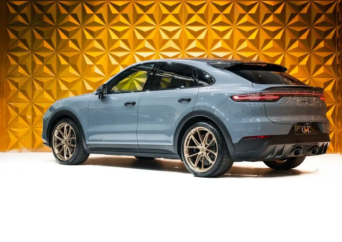 2022-porsche-cayenne-40-v8-turbo-gt-big-5
