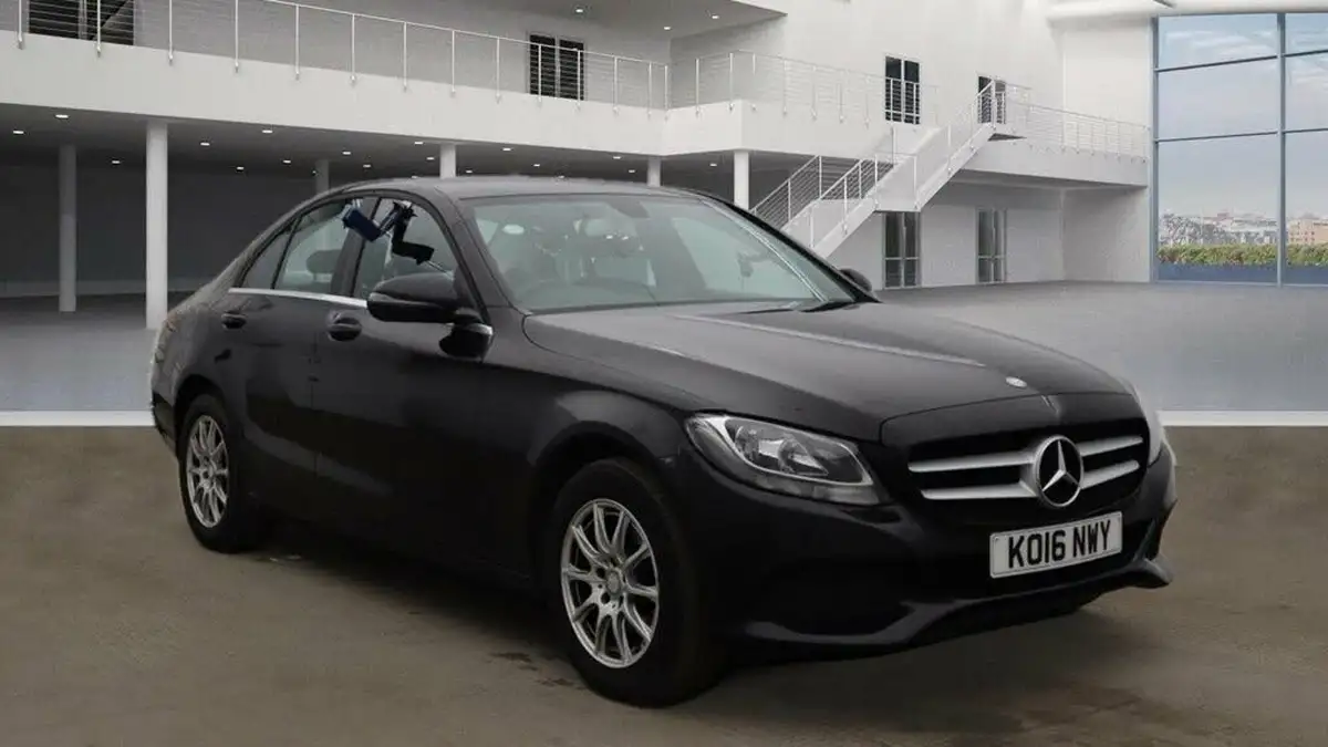2016-mercedes-benz-c-class-20-c200-se-ss-saloon-4d-big-4