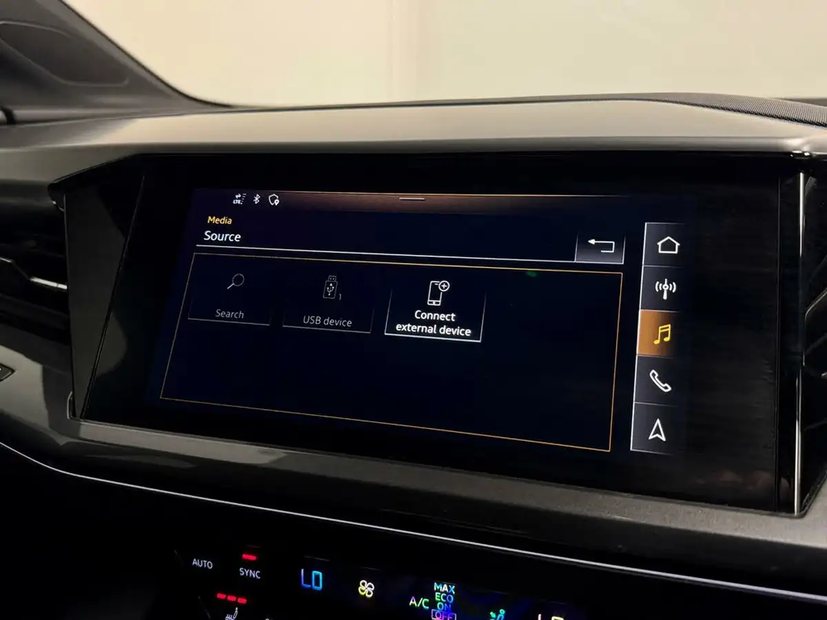 2022-audi-q4-e-tron-40e-s-line-station-wagon-big-39