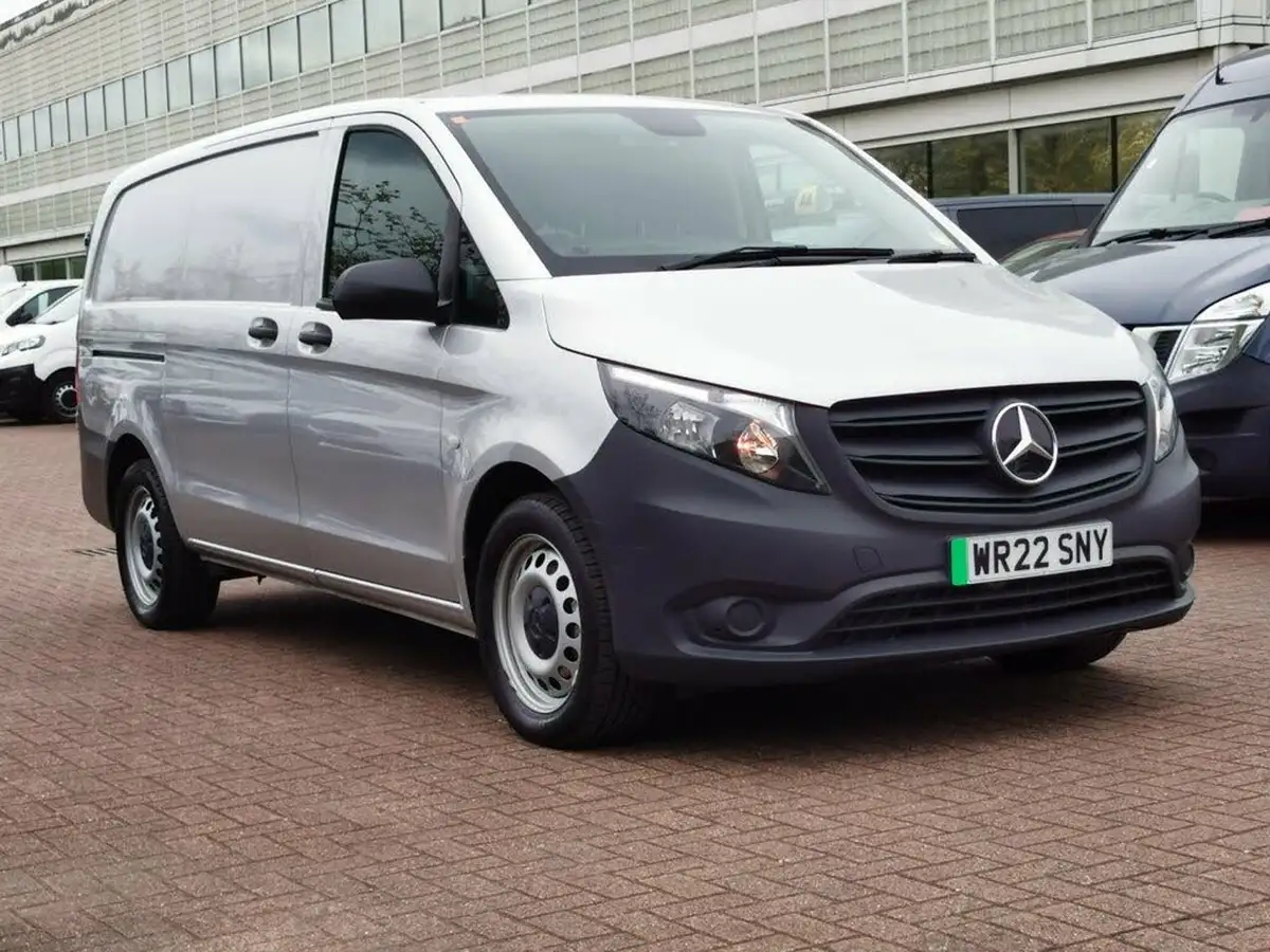 2022-mercedes-benz-vito-e-progressive-l2-big-0
