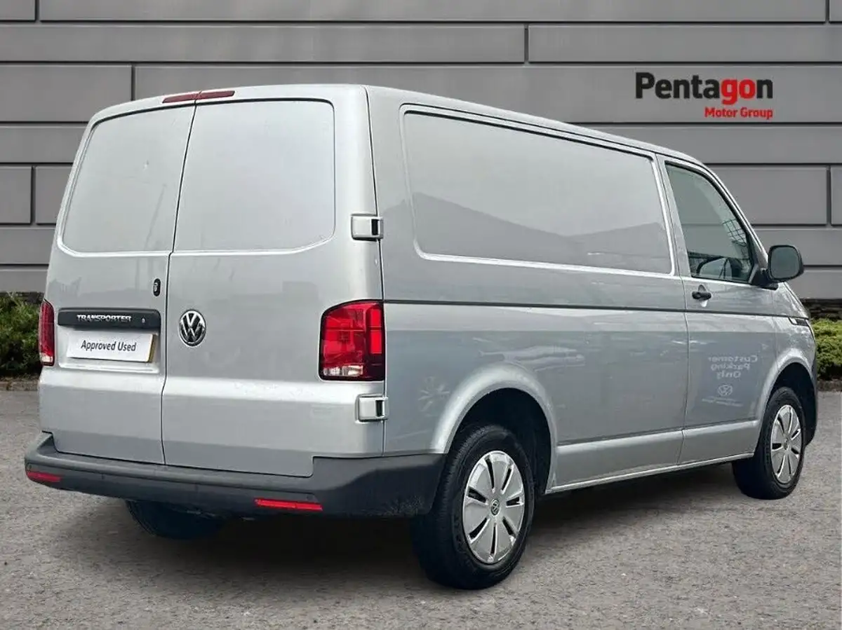 2022-volkswagen-transporter-20tdi-t28-startline-bmt-swb-110pseu6dt-e-big-3