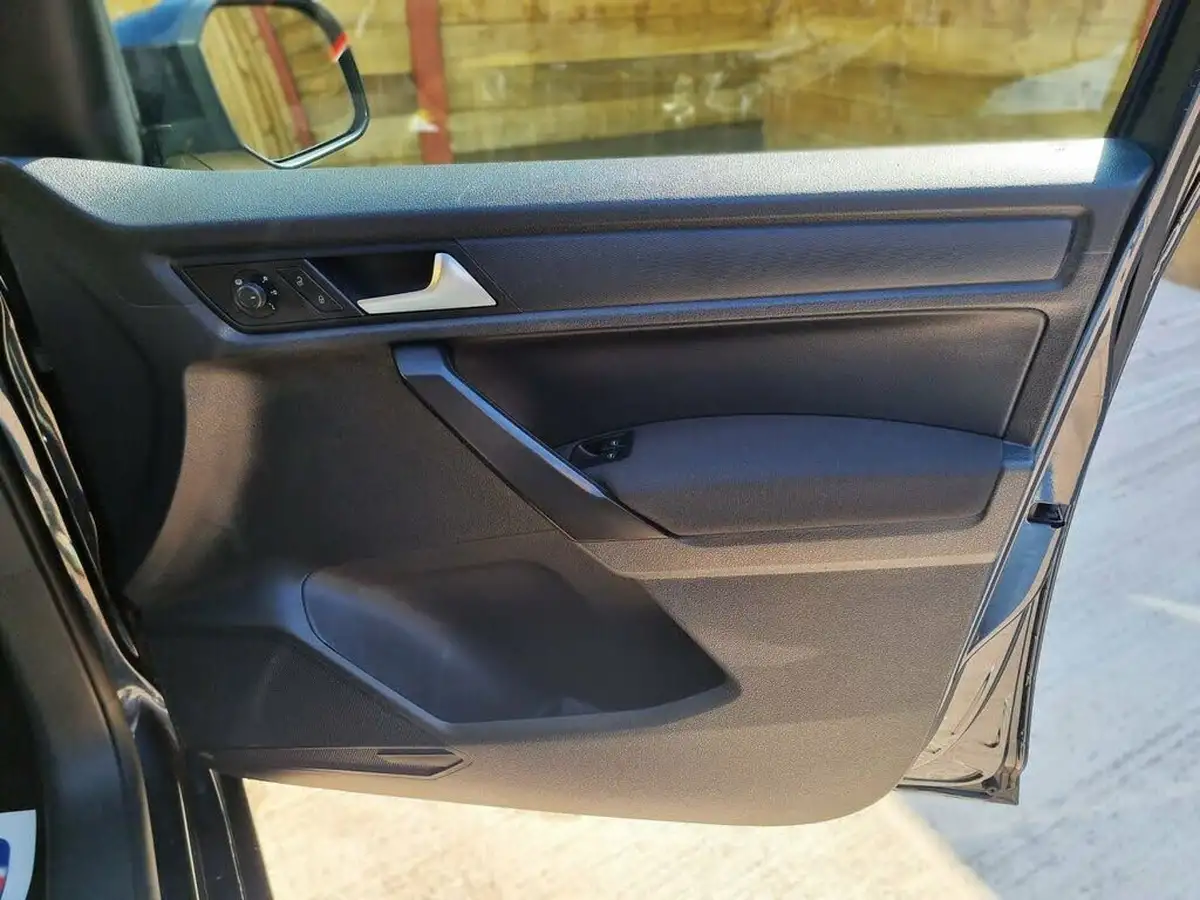 2019-volkswagen-caddy-maxi-life-20tdi-c20-102ps-dsg-big-23