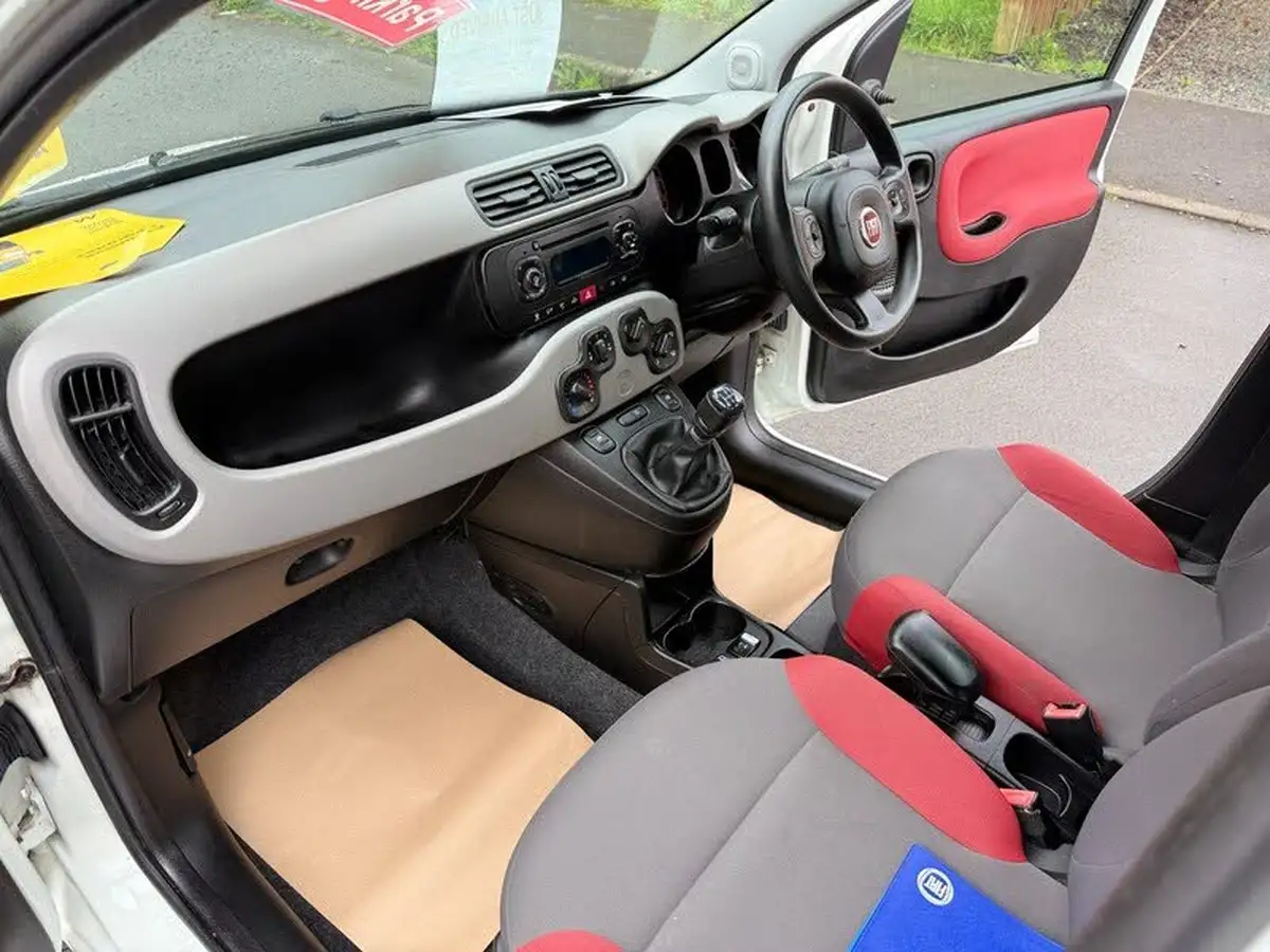 2015-fiat-panda-12-easy-big-19