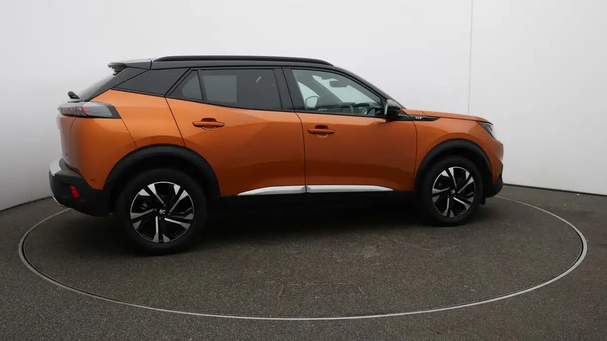 2022-peugeot-2008-suv-12-puretech-gt-big-46