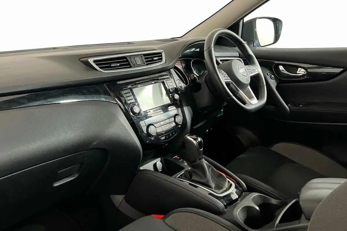 2020-nissan-qashqai-13-dig-t-n-connecta-160ps-auto-big-8