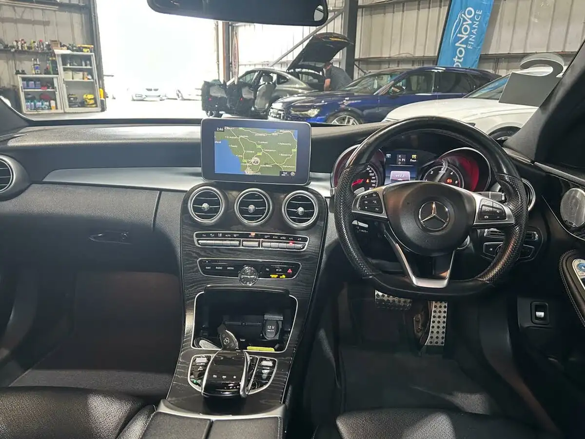 2017-mercedes-benz-c-class-21d-c250d-amg-line-premium-plusss-saloon-4d-9g-tronic-plus-big-11