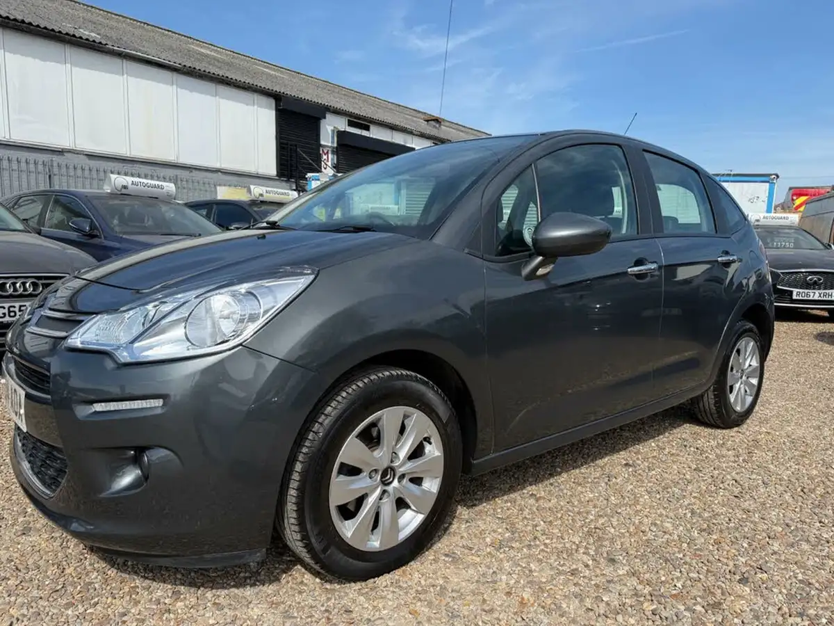 2014-citroen-c3-12-e-vti-vtr-big-7