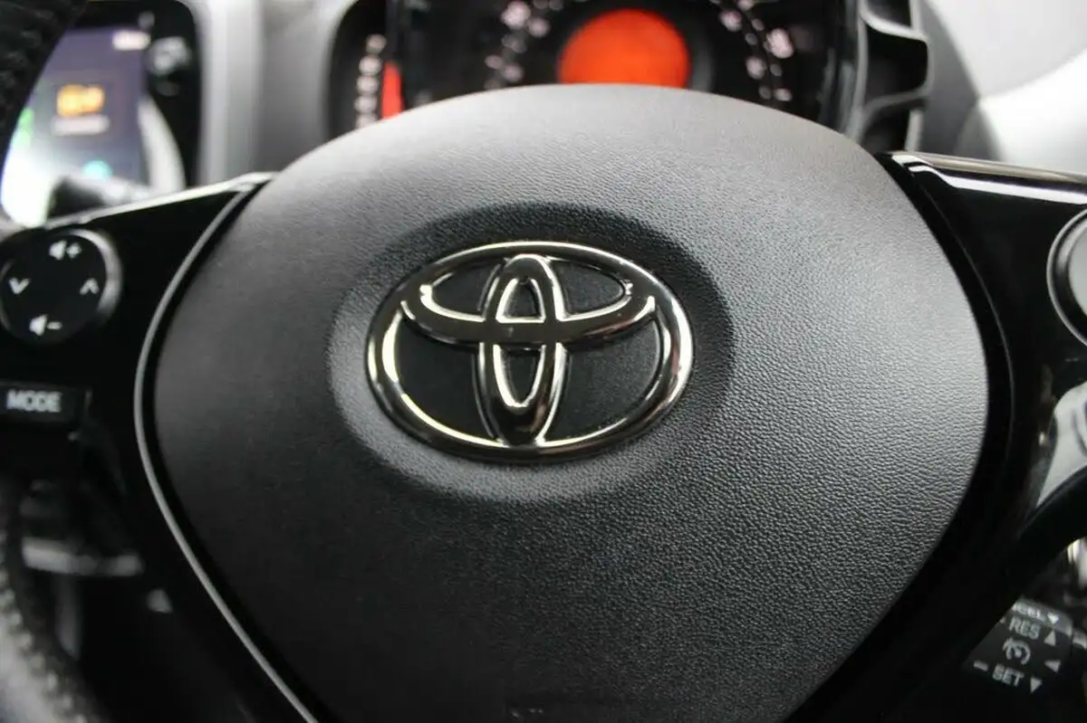 2022-toyota-aygo-10-vvt-i-x-play-big-20