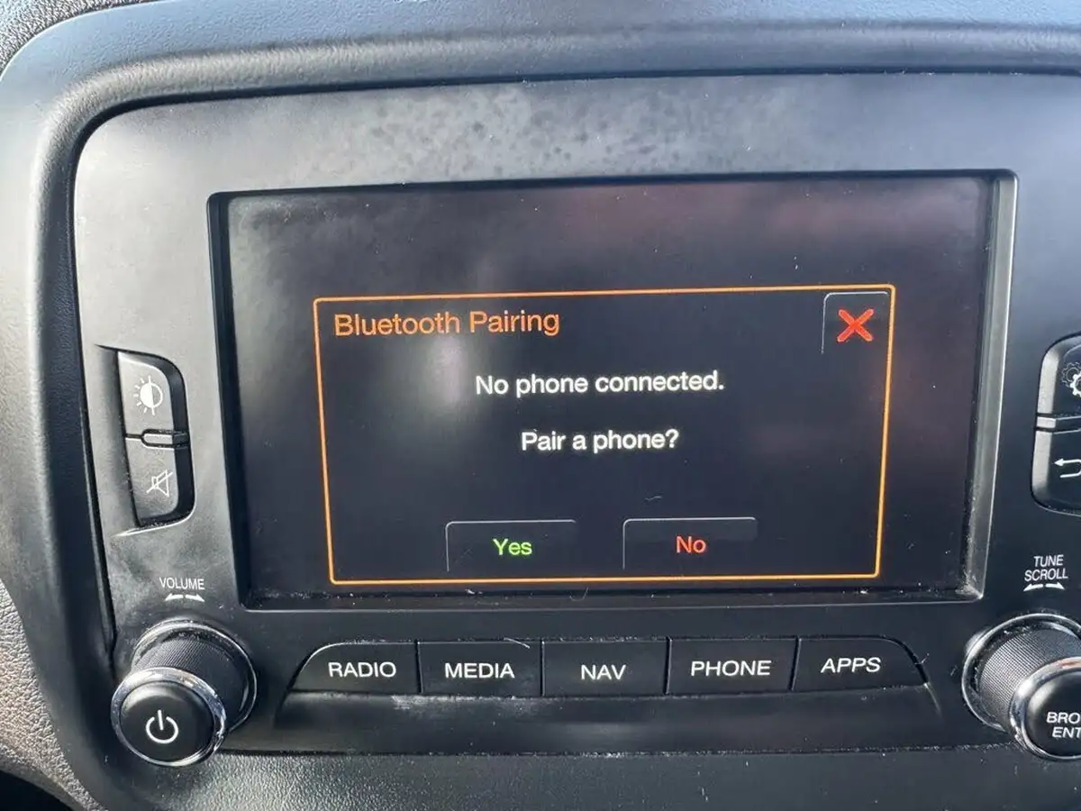 2015-jeep-renegade-16-multijet-ii-limited-ss-big-62