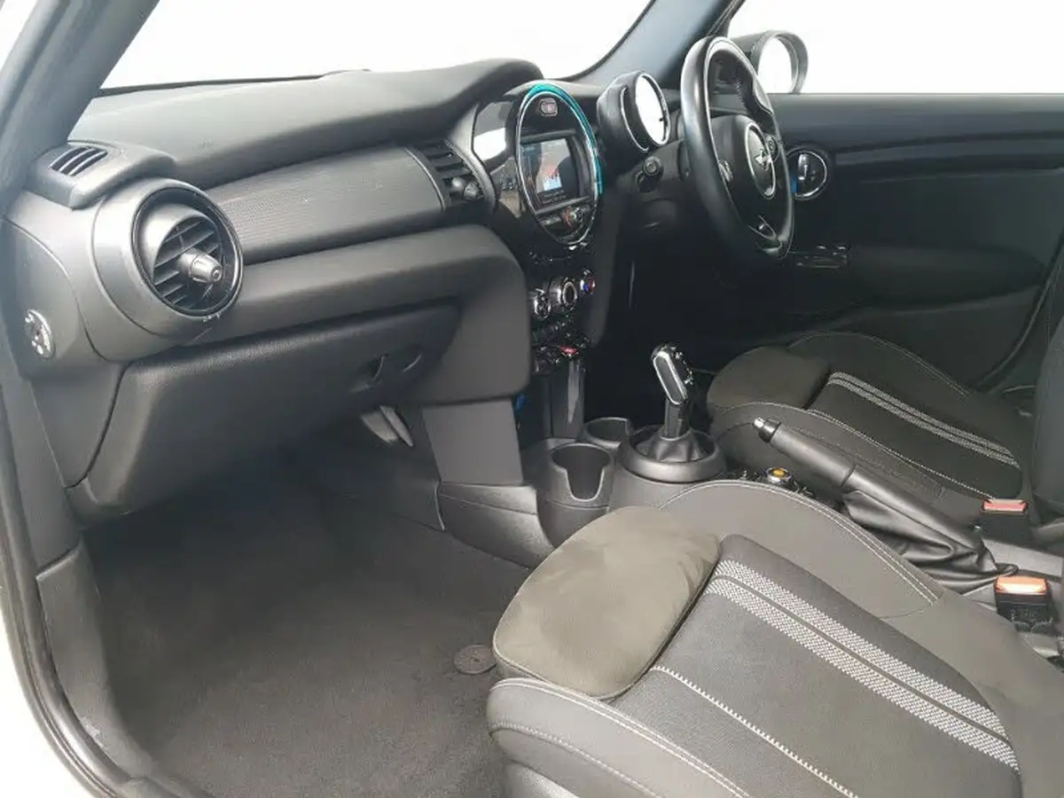 2020-mini-cooper-15-cooper-sport-hatchback-5d-auto-big-4
