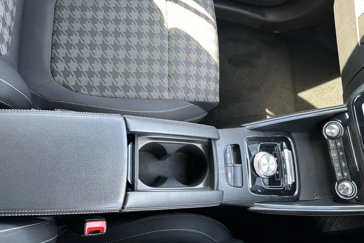 2019-mg-zs-suv-e-excite-ev-big-43
