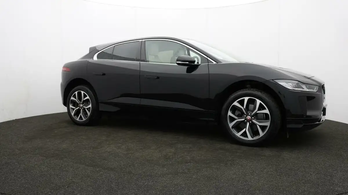 2021-jaguar-i-pace-ev400-hse-big-39