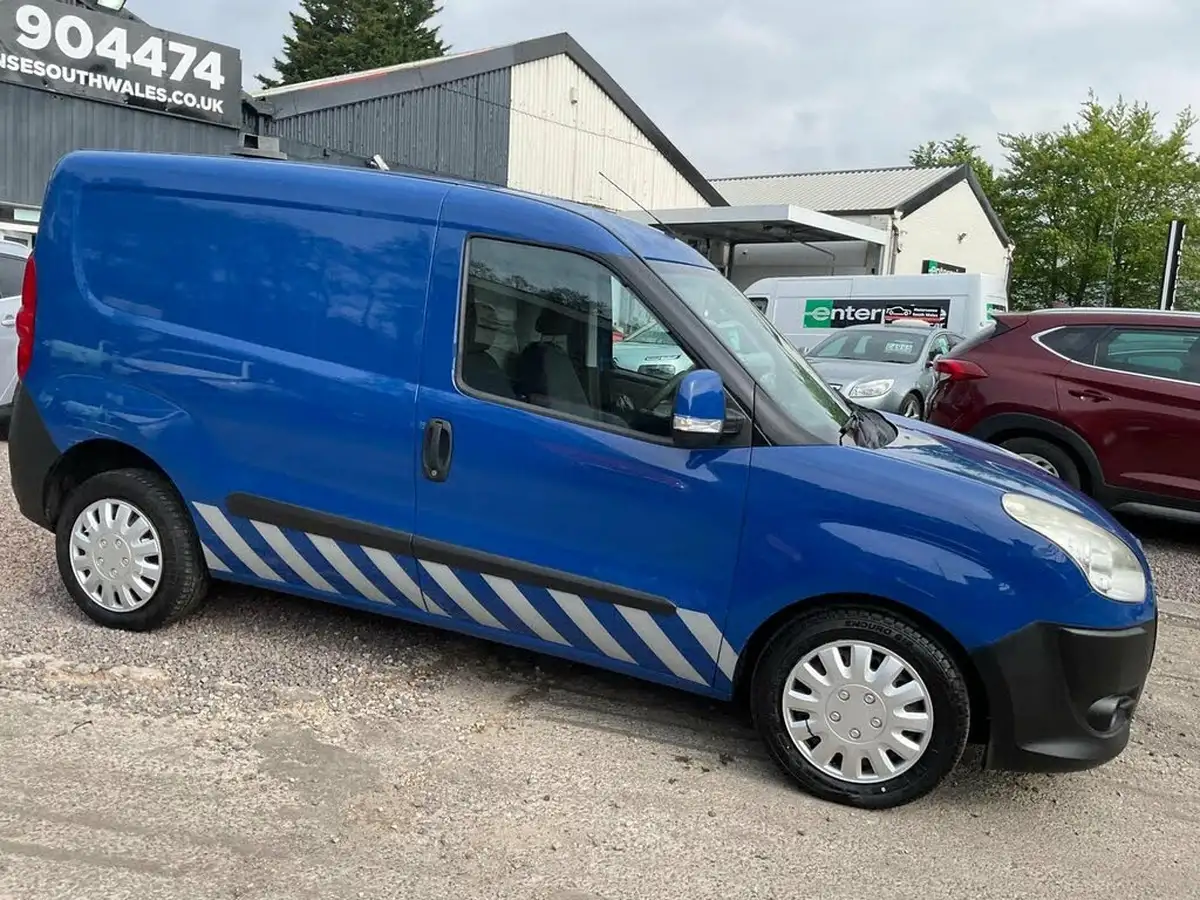 2014-fiat-doblo-cargo-13jtd-sx-tecnico-big-54