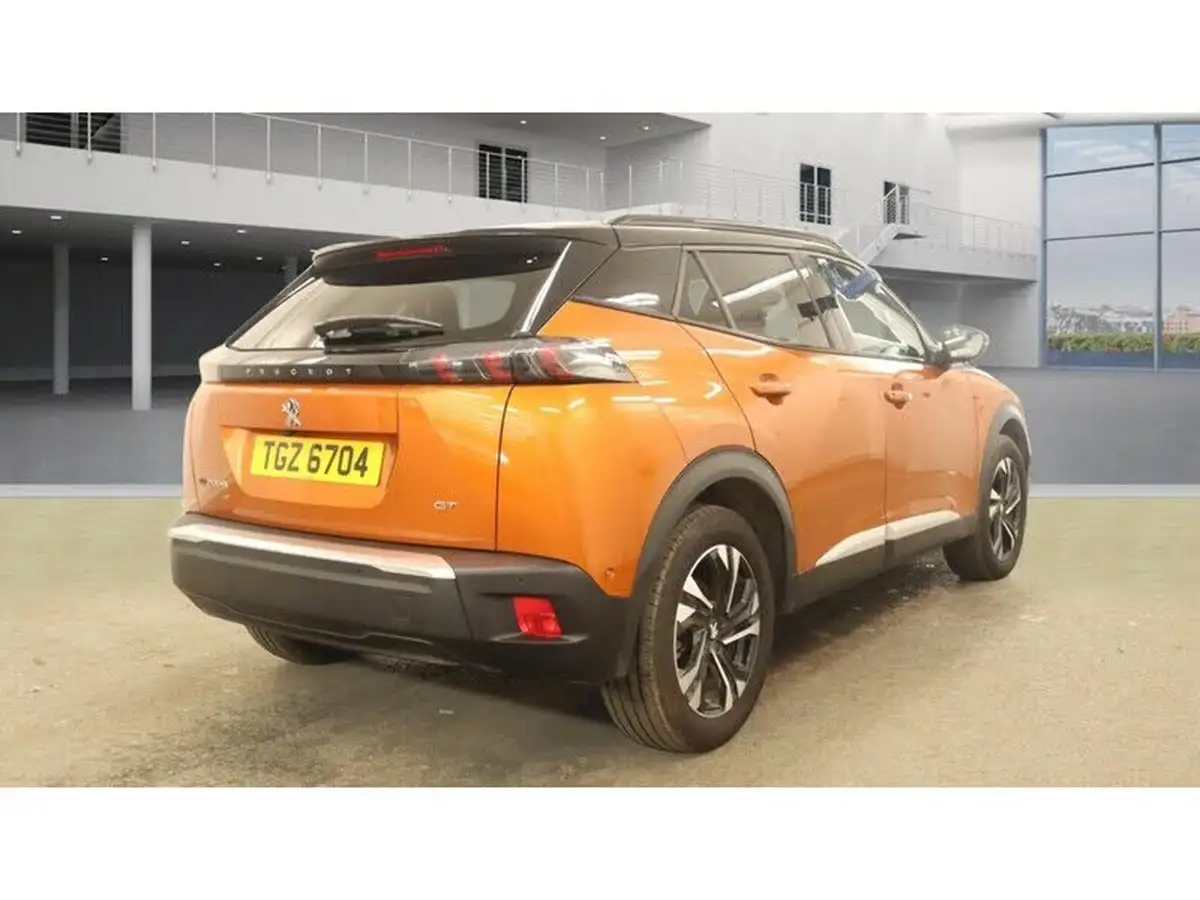 2021-peugeot-2008-suv-e-gt-big-7