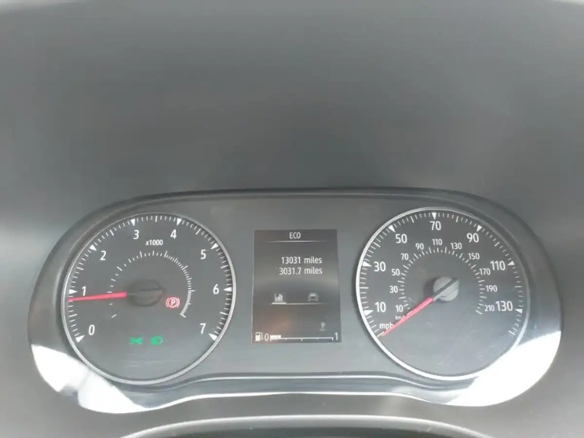 2023-dacia-sandero-10-tce-comfort-90bhp-big-17