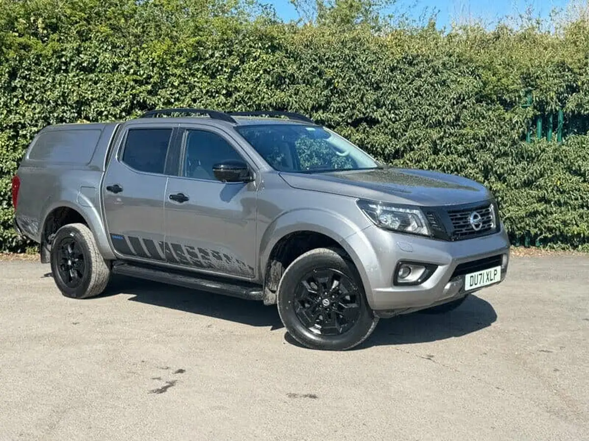 2021-nissan-navara-23dci-tt-n-guard-8-navileathersunroof-auto-big-1