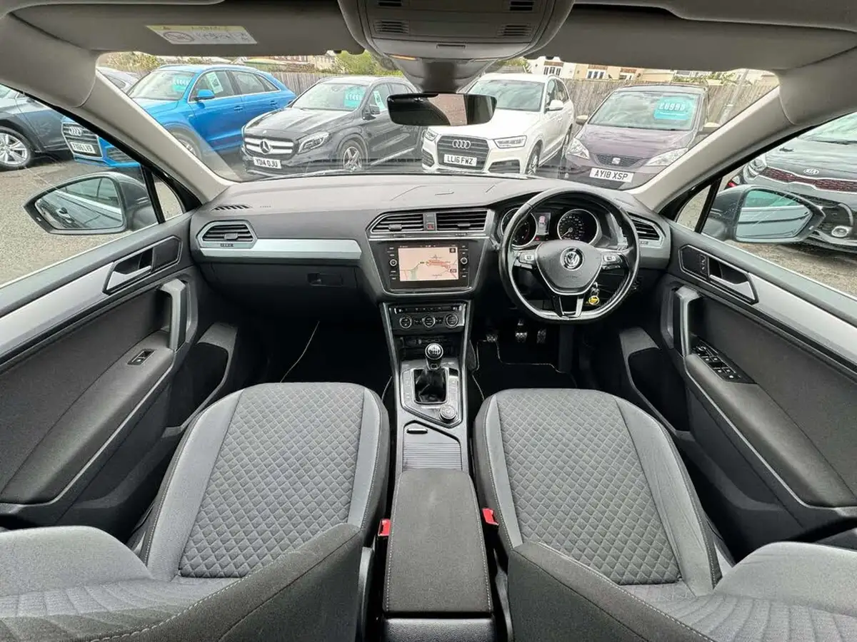 2018-volkswagen-tiguan-14-tsi-se-navigation-150ps-4motion-act-ss-big-19