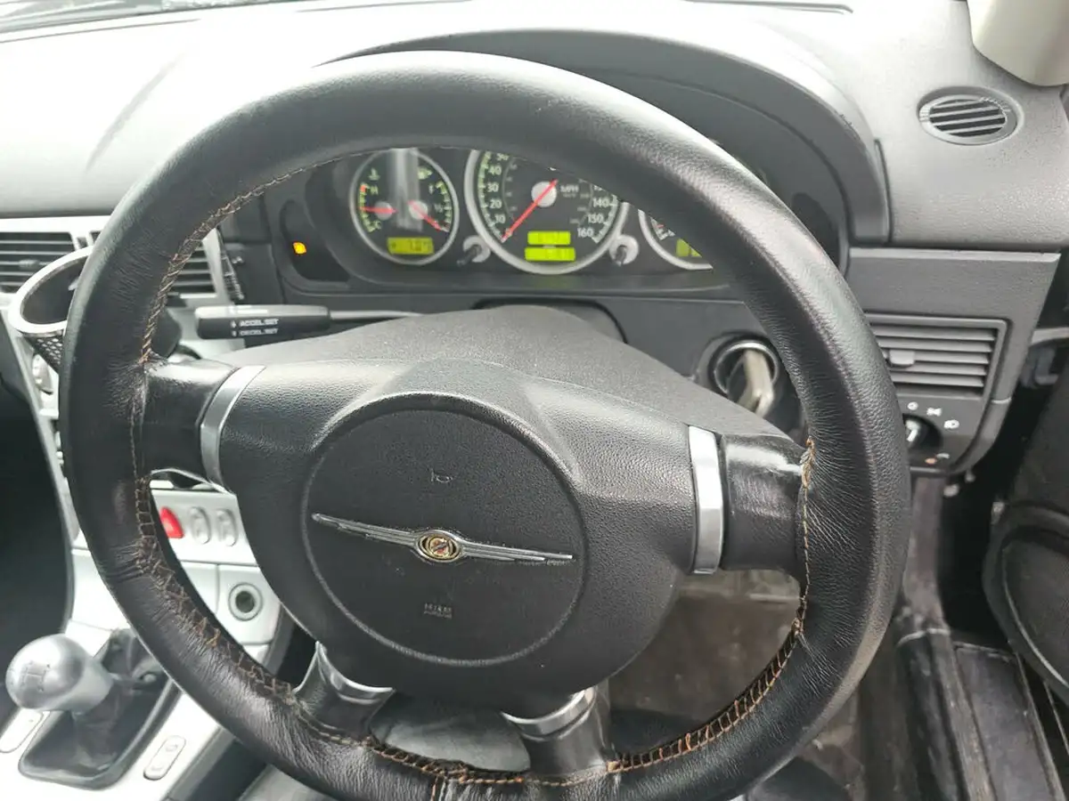 2004-chrysler-crossfire-32-big-8