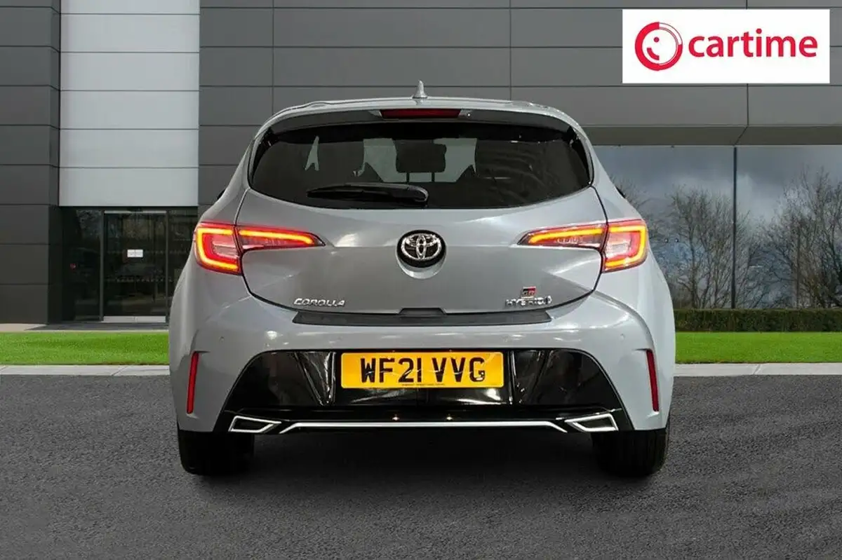 2021-toyota-corolla-18-vvt-i-gr-sport-trk-hatchback-big-4