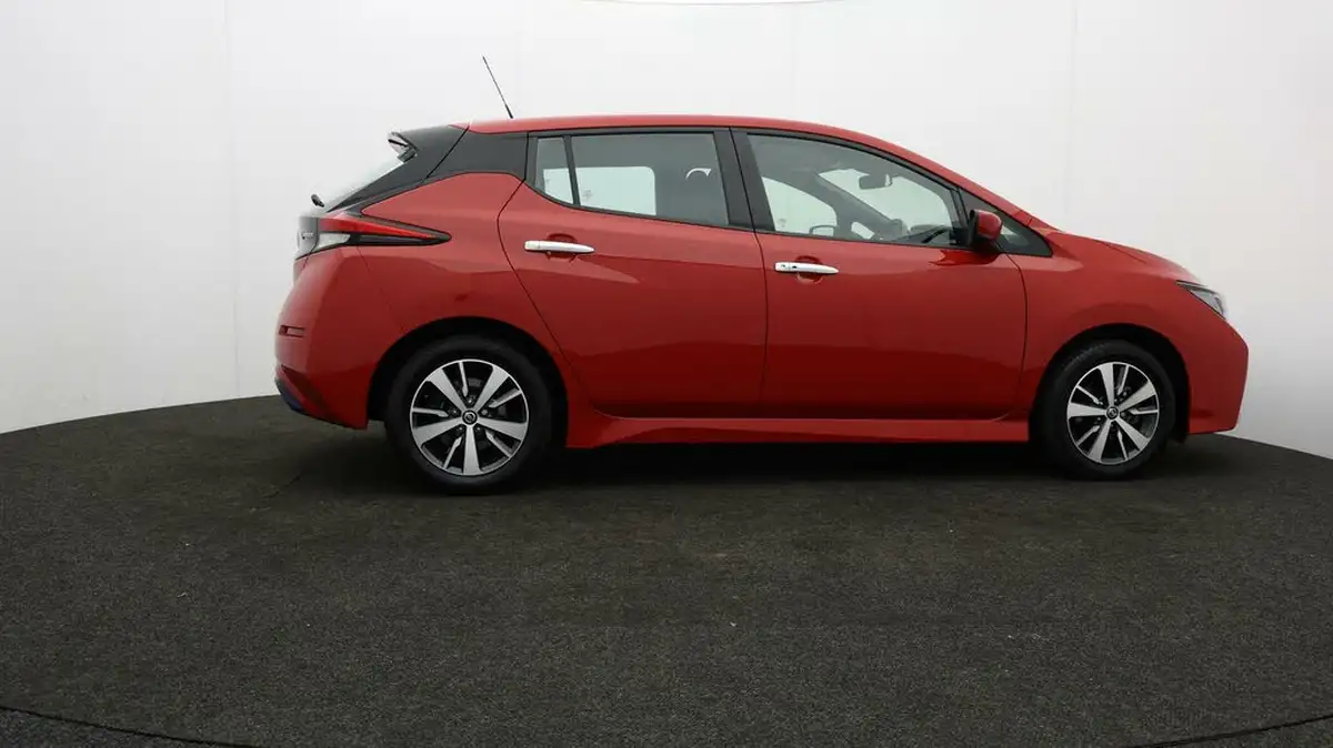 2022-nissan-leaf-e-acenta-big-29