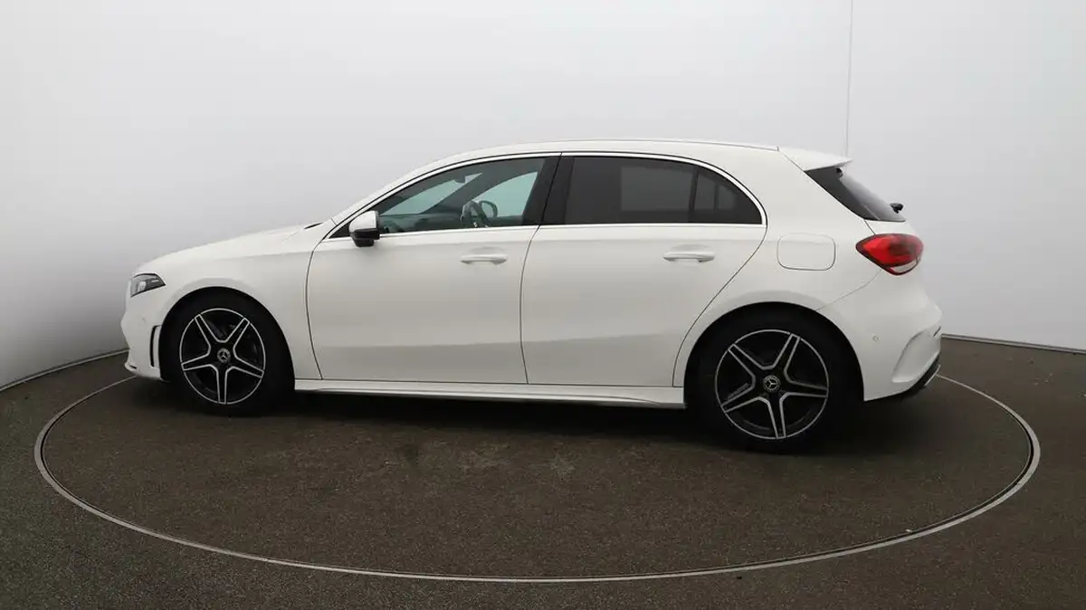 2019-mercedes-benz-a-class-15d-a180d-amg-line-executive-hatchback-5d-7g-dct-big-48