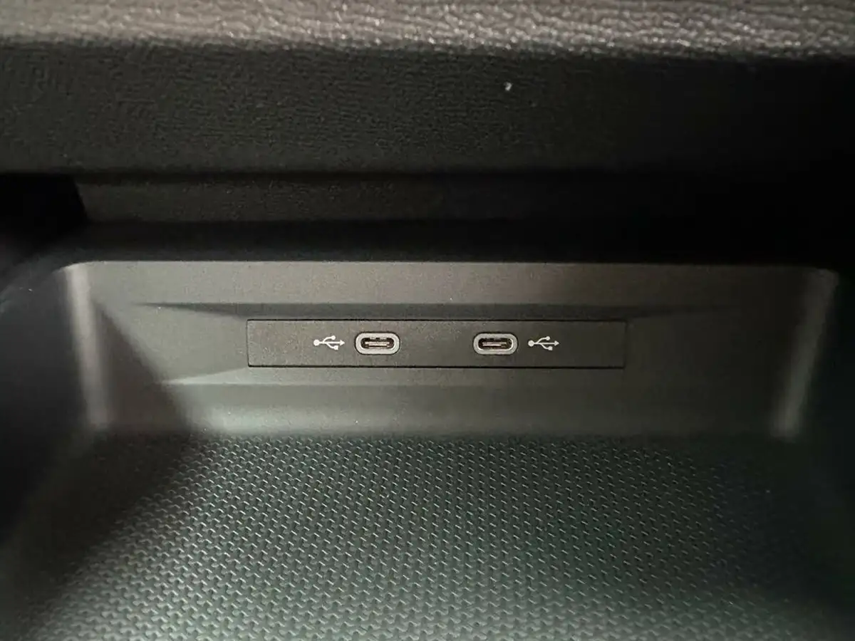 2022-seat-leon-10-tsi-evo-se-estate-big-18