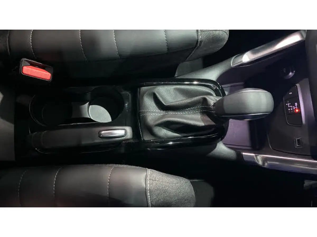 2023-citroen-c3-aircross-12-puretech-max-130ps-eat6-big-29