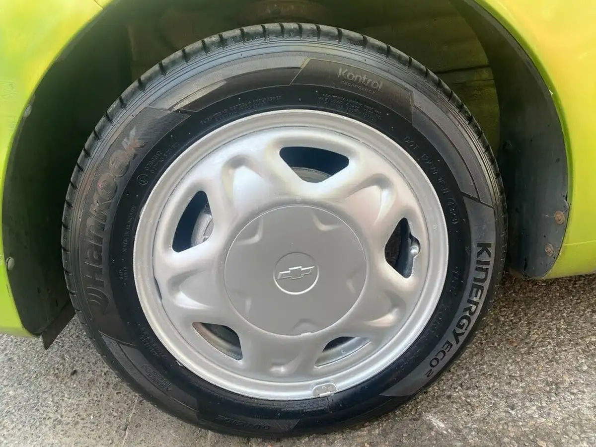 2011-chevrolet-spark-12-ls-big-22