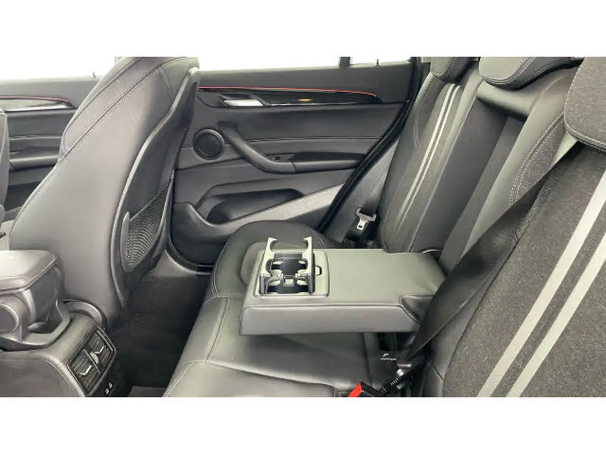 2021-bmw-x1-20-xdrive20i-sport-big-32