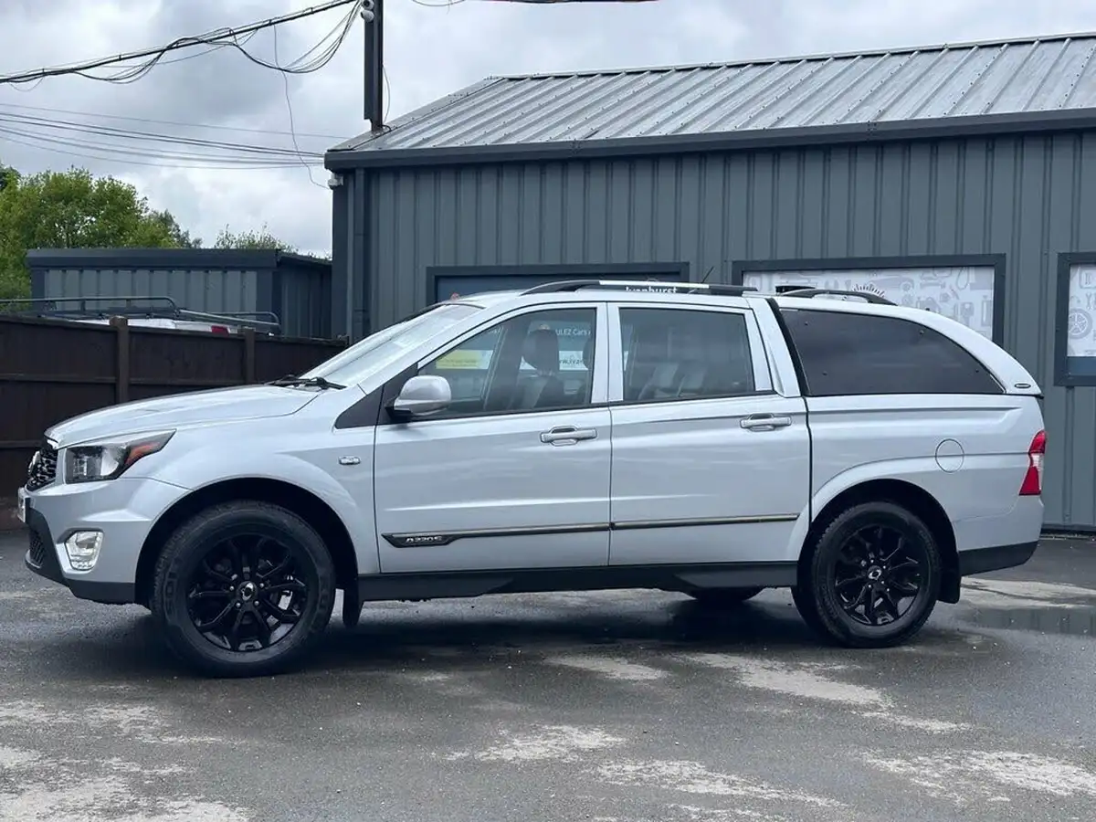 2018-kgm-ssangyong-musso-22td-ex-178ps-auto-big-2