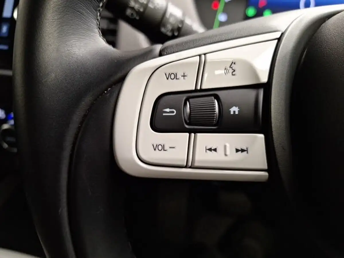 2020-honda-jazz-15-i-mmd-crosstar-ex-big-15