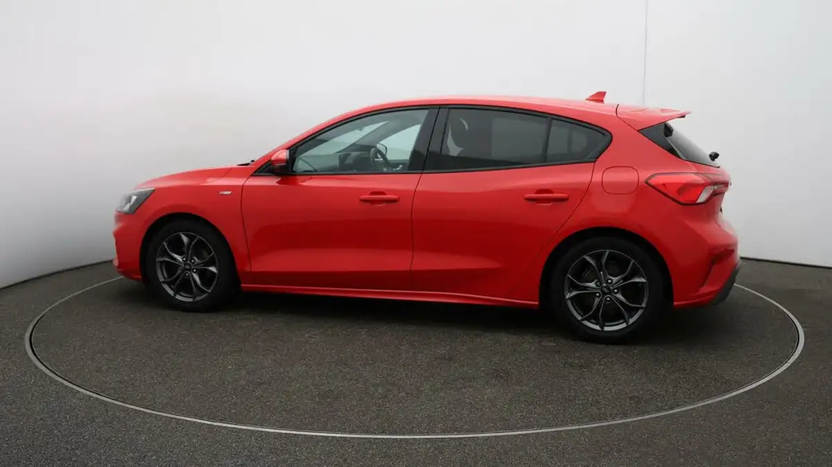 2019-ford-focus-10t-st-line-hatchback-big-48