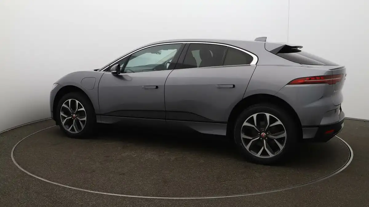 2022-jaguar-i-pace-ev400-hse-big-40