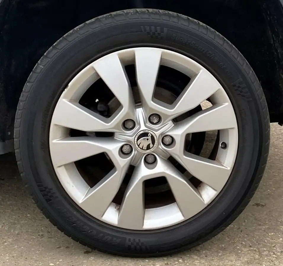 2017-skoda-yeti-outdoor-12-tsi-se-l-drive-dsg-big-11