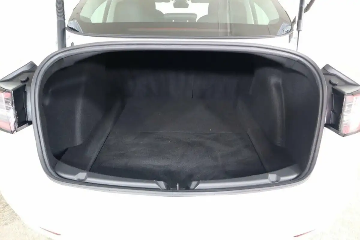 2021-tesla-model-3-e-long-range-4x4-big-47