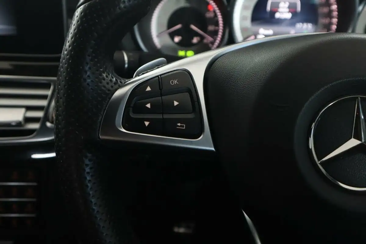 2015-mercedes-benz-cls-class-21td-cls220-amg-line-ss-coupe-4d-big-39